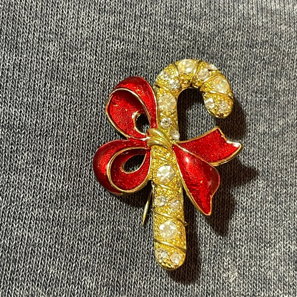 Vintage Gold tone Rhinestones & Red Enamel Candy Cane with Bow Brooch Pin